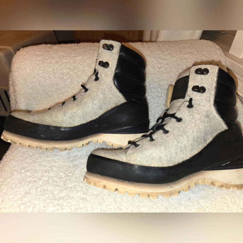 North Face Cryos Urban Explorer Boot